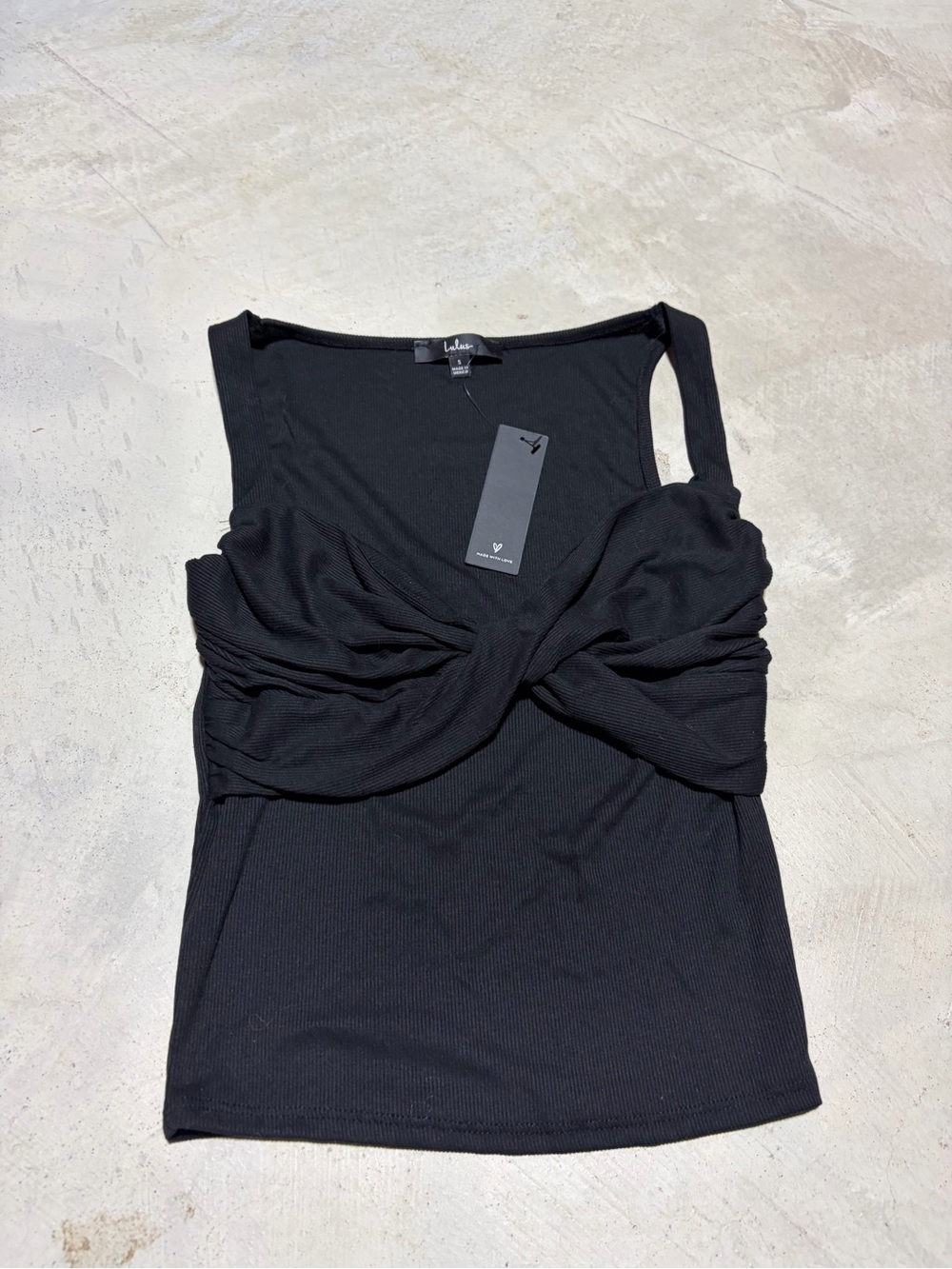 Lulu's NWT Black Twist-Front Tank Top small